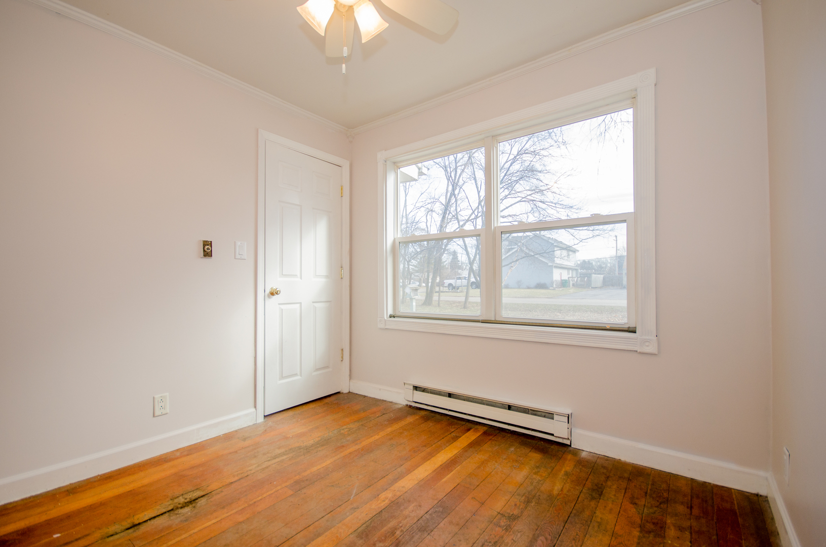 208 Second Street Elgin, IL 60123 - Photo 11 of 16