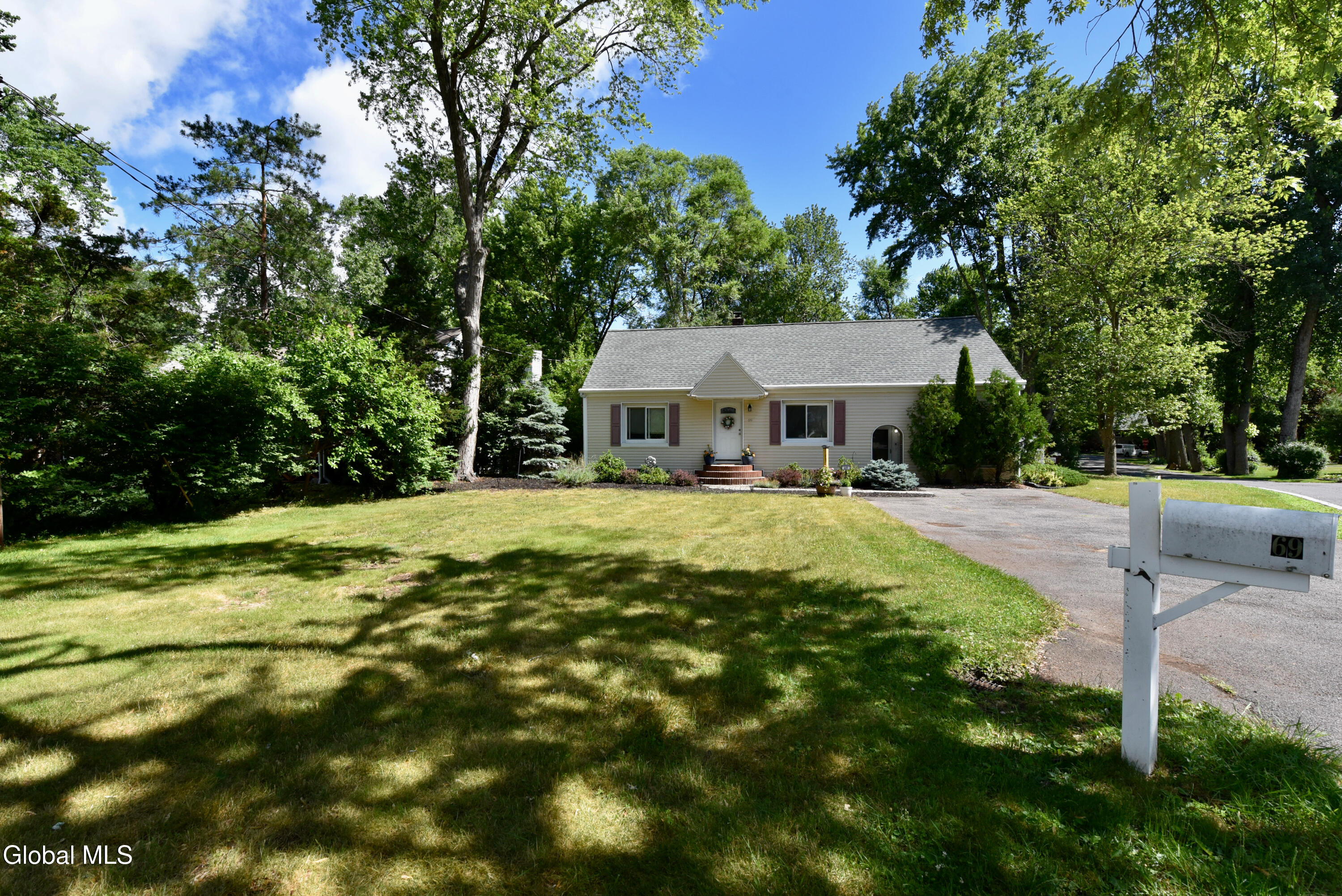 69 Gipp Road Albany, NY 12203 - Photo 42 of 54 2