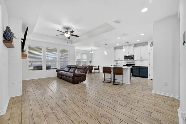 $330,000 | 1016 Ocean Breeze, Portland, TX 78374