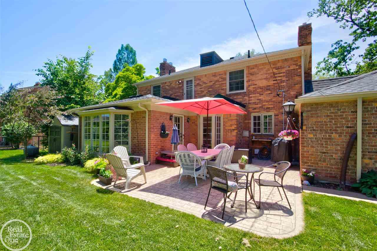 1130 South Oxford Road Grosse Pointe Woods, MI 48236 - Photo 43 of 48
