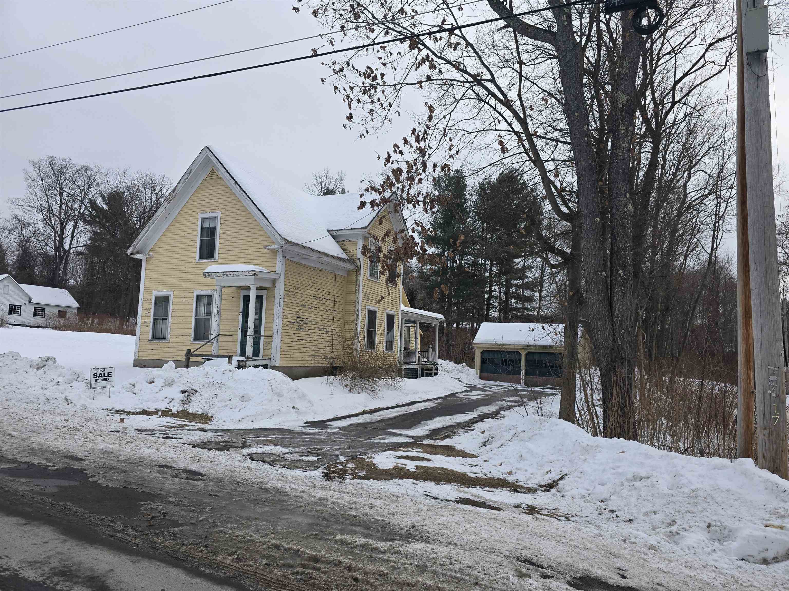 25 Winter Street Newport, NH 03773 - Photo 2 of 15