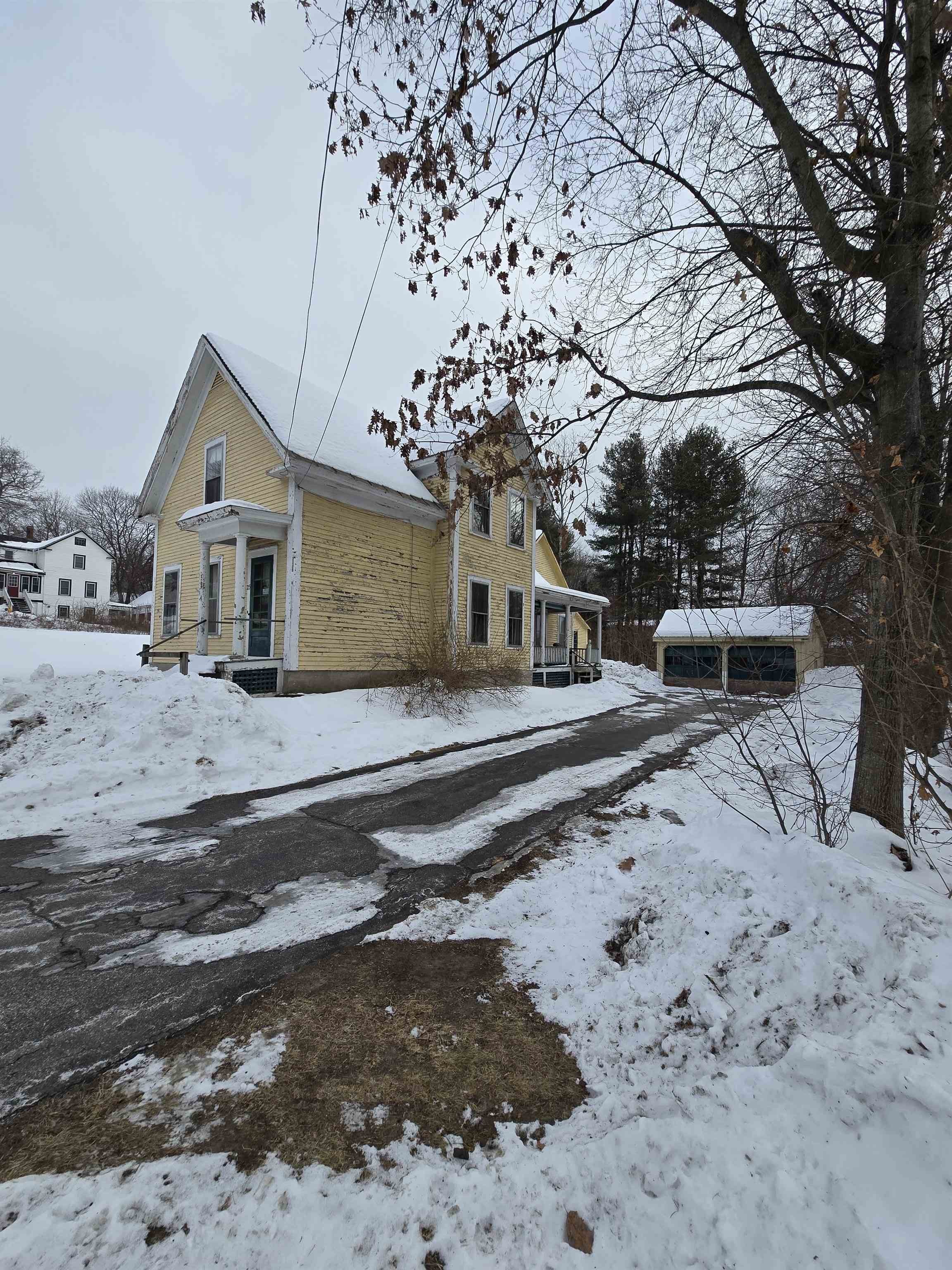 25 Winter Street Newport, NH 03773 - Photo 3 of 15