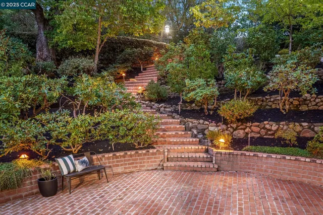 a view of a house with entertaining space