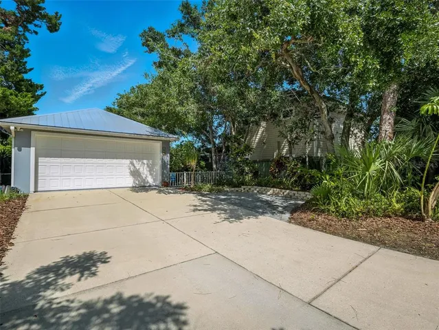 $1,895,000 | 206 South Riverside Drive, Edgewater, FL 32132
