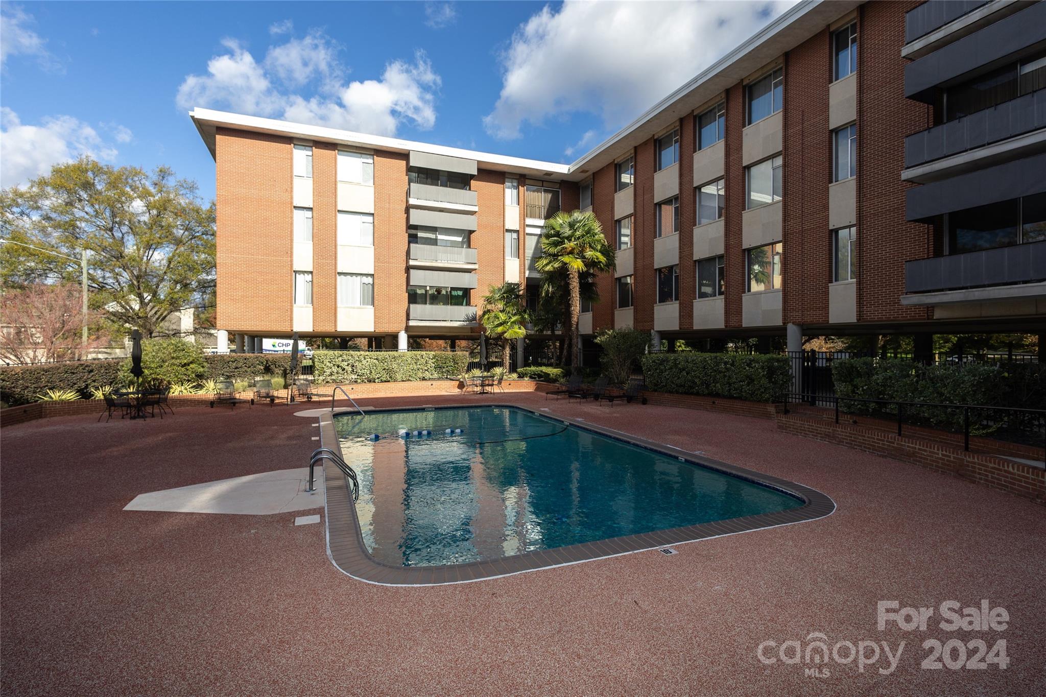 1300 Queens Road, Unit 405 Charlotte, NC 28207 - Photo 14 of 18