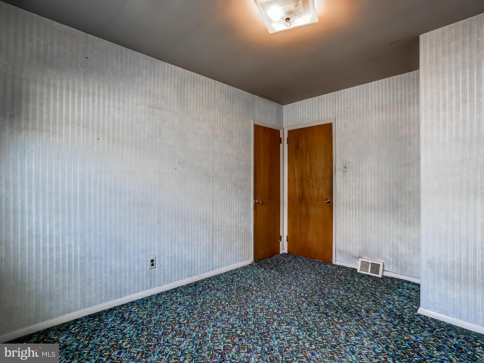 127 Juniper Road Havertown, PA 19083 - Photo 17 of 33