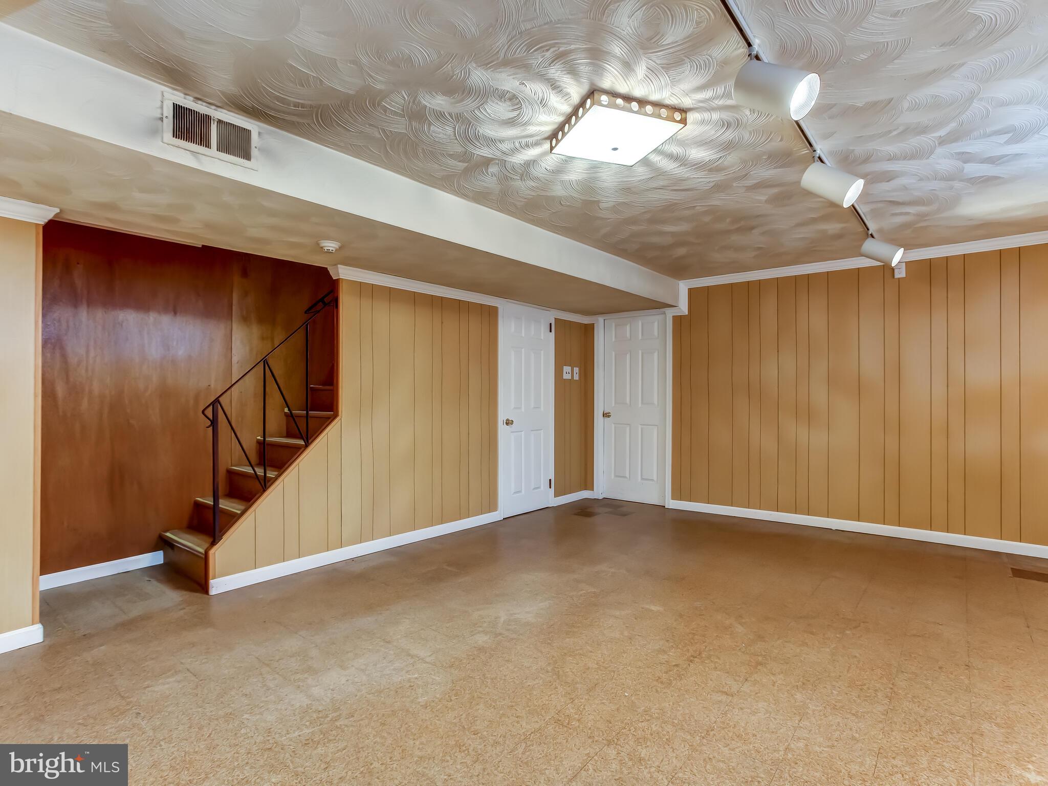 127 Juniper Road Havertown, PA 19083 - Photo 24 of 33
