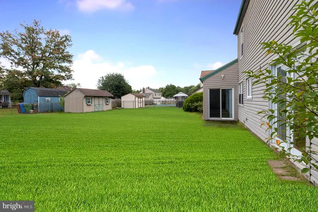 $415,000 | 18 Dogwood Place, Swedesboro, NJ 08085