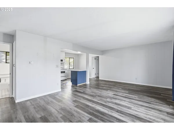 $545,000 | 635 Southeast Walnut Street, Hillsboro, OR 97123