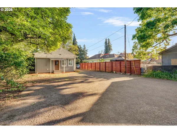 $545,000 | 635 Southeast Walnut Street, Hillsboro, OR 97123