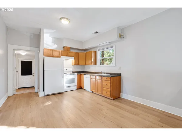 $545,000 | 635 Southeast Walnut Street, Hillsboro, OR 97123
