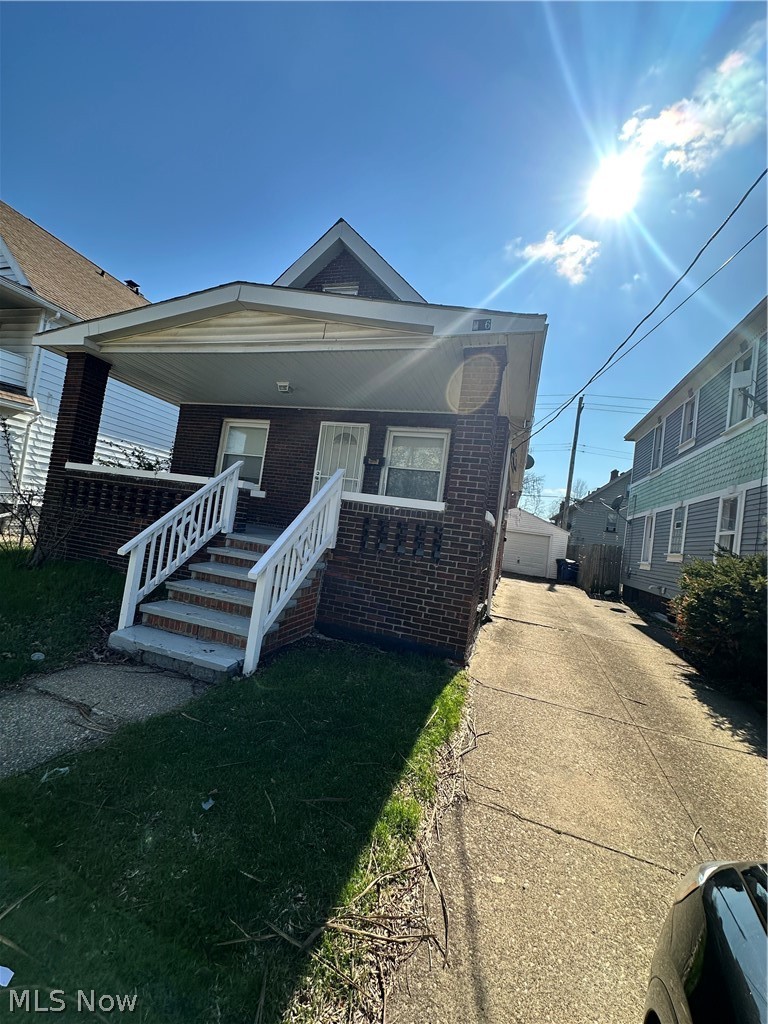 816 London Road, Unit DOWN Cleveland, OH 44110 - Photo 2 of 10