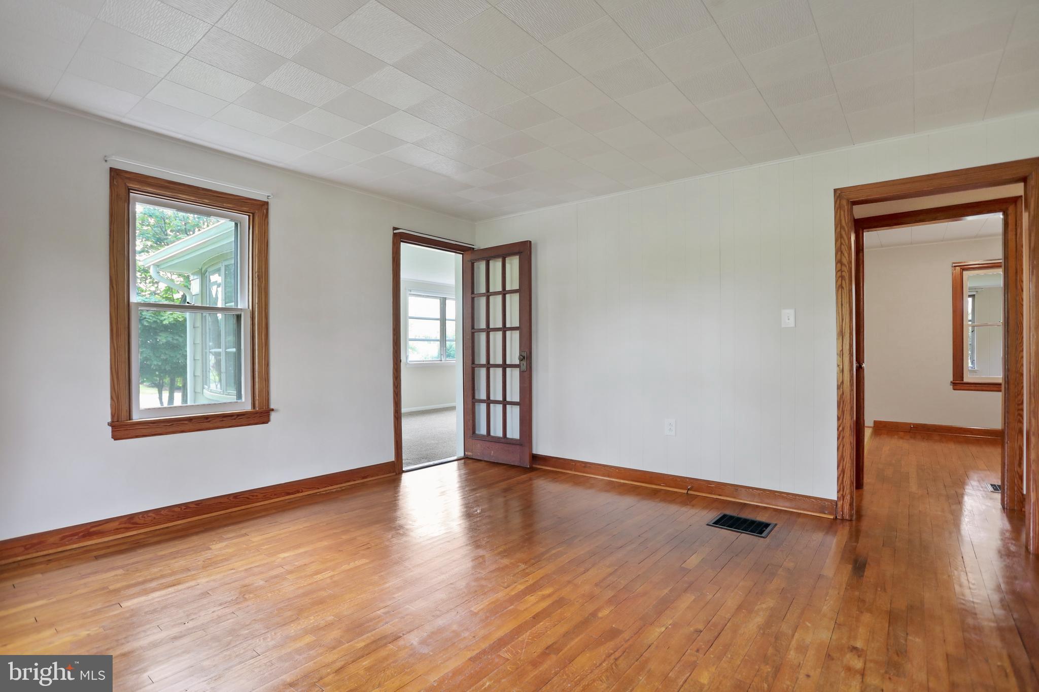 13404 Greensburg Road Smithsburg, MD 21783 - Photo 10 of 45 Gallery Image 10