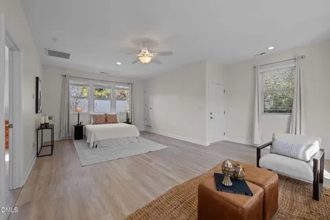 $800,000 | 30054 Village Park Drive, Chapel Hill, NC 27517