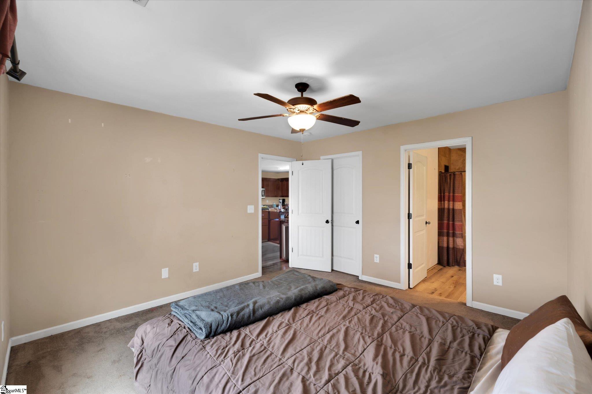 318 North Green River Road Gaffney, SC 29341 - Photo 14 of 20