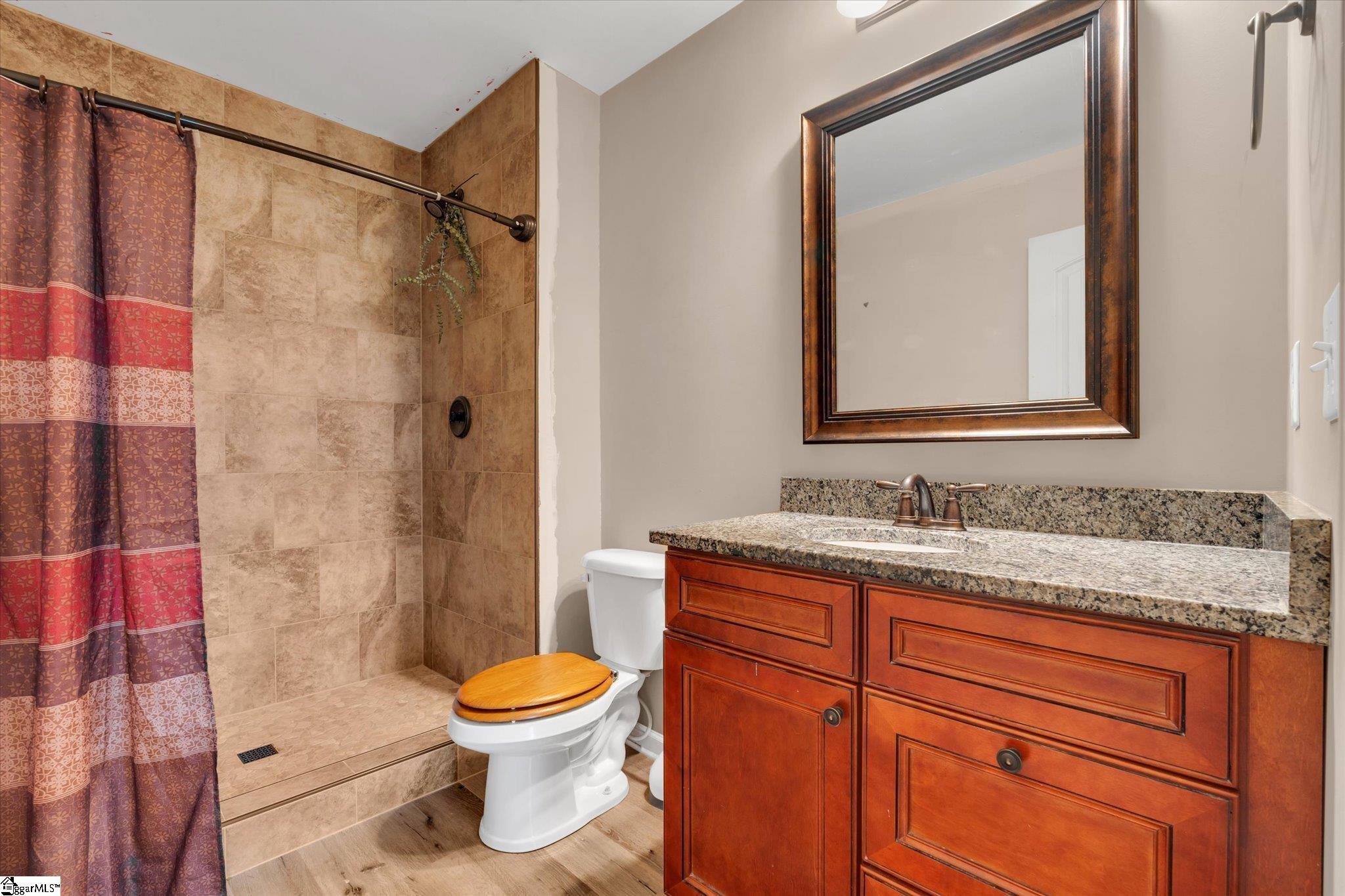 318 North Green River Road Gaffney, SC 29341 - Photo 15 of 20