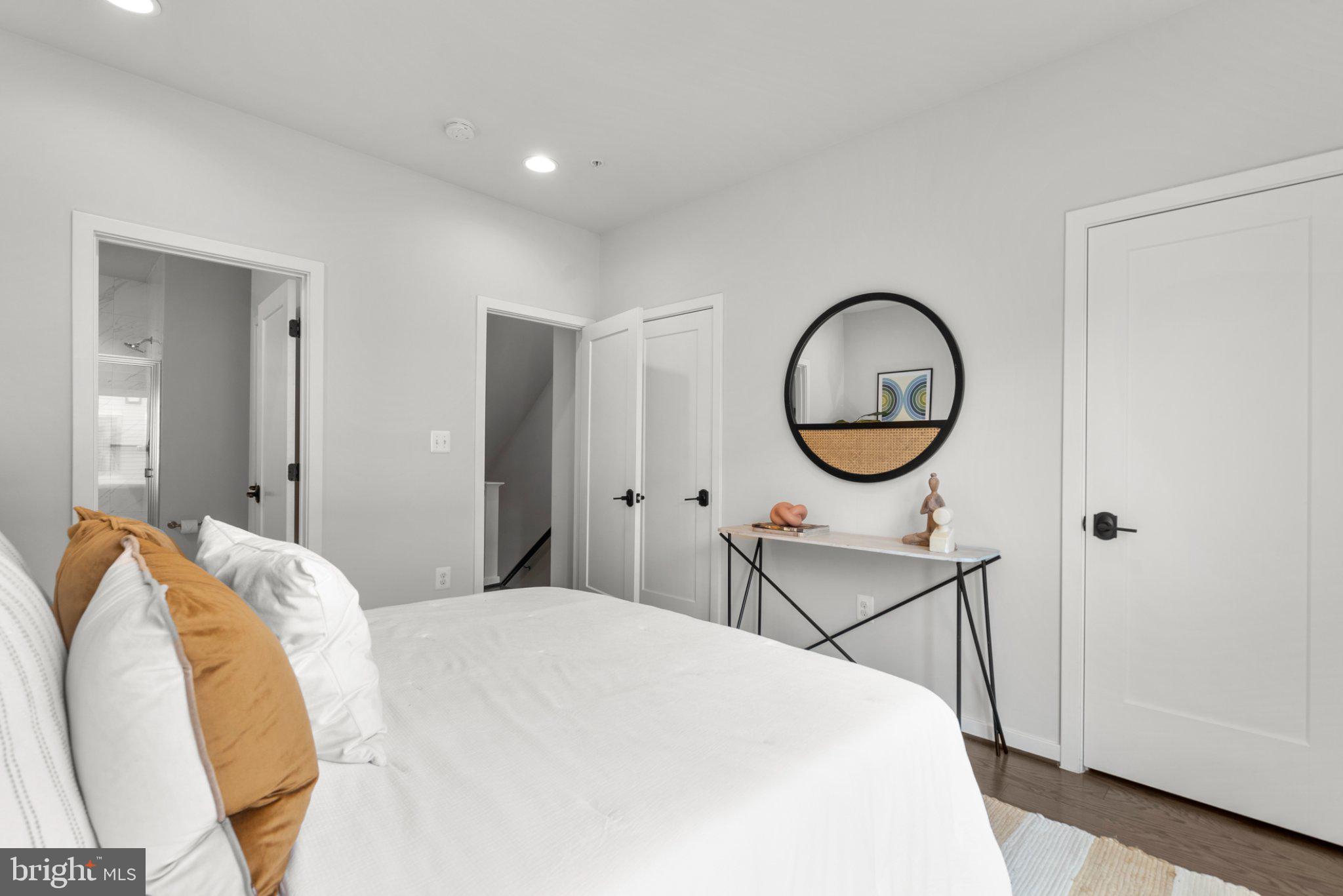 820 Thompson Crescent, Unit 26 Rockville, MD 20852 - Photo 16 of 33 Gallery Image 16