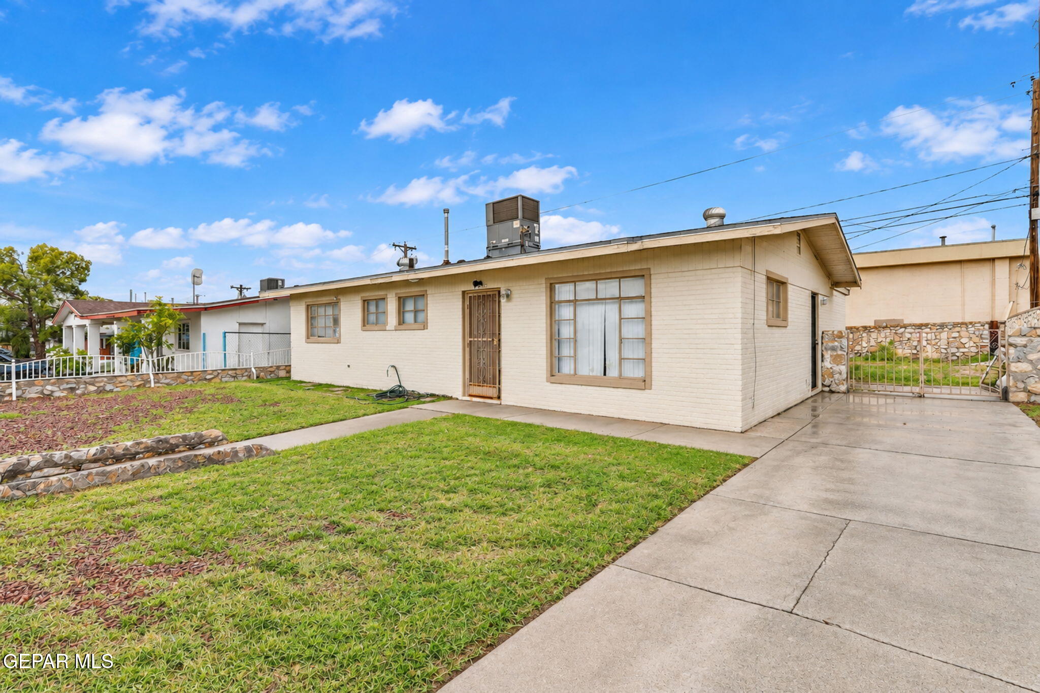 1215 Roswell Road El Paso, TX 79915 - Photo 1 of 27 1-web-or-mls-IMG_1