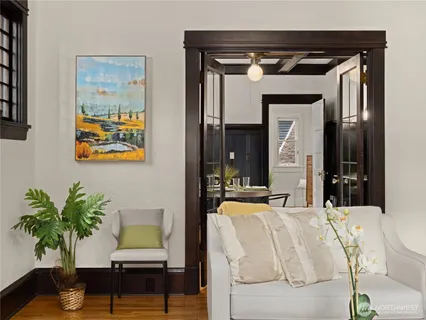 $555,000 | 904 East Miller Street, Unit 2, Seattle, WA 98102