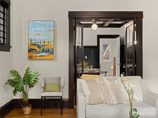 $555,000 | 904 East Miller Street, Unit 2, Seattle, WA 98102