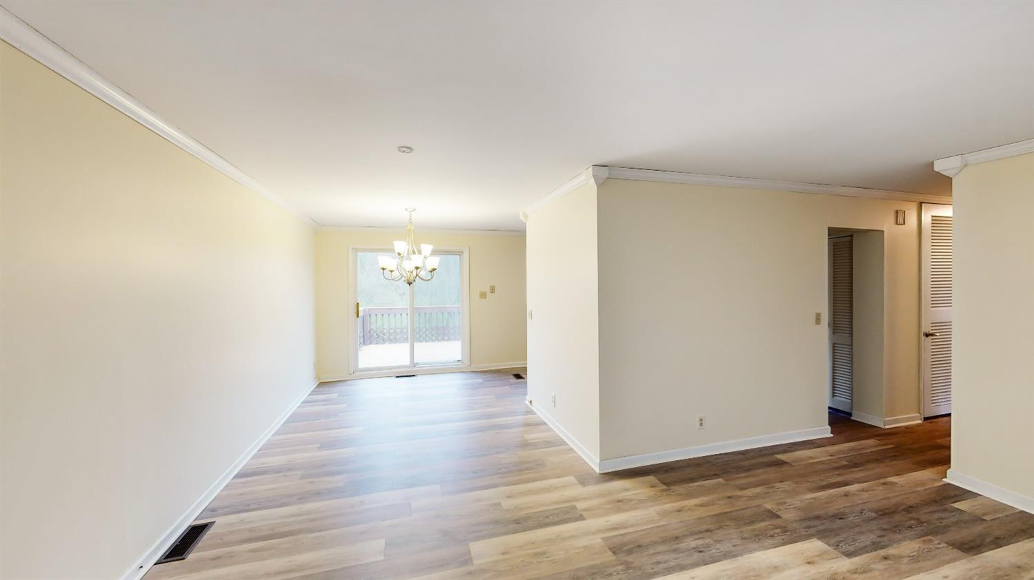 10361 Scull Road Cincinnati, OH 45252 - Photo 4 of 24 Gallery Image 4