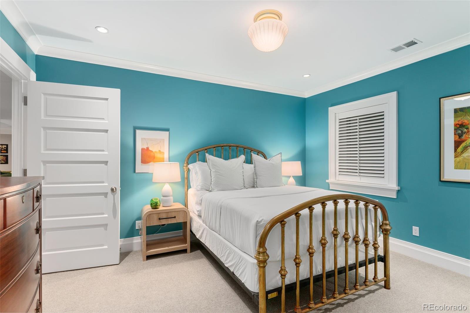 551 South High Street Denver, CO 80209 - Photo 16 of 39