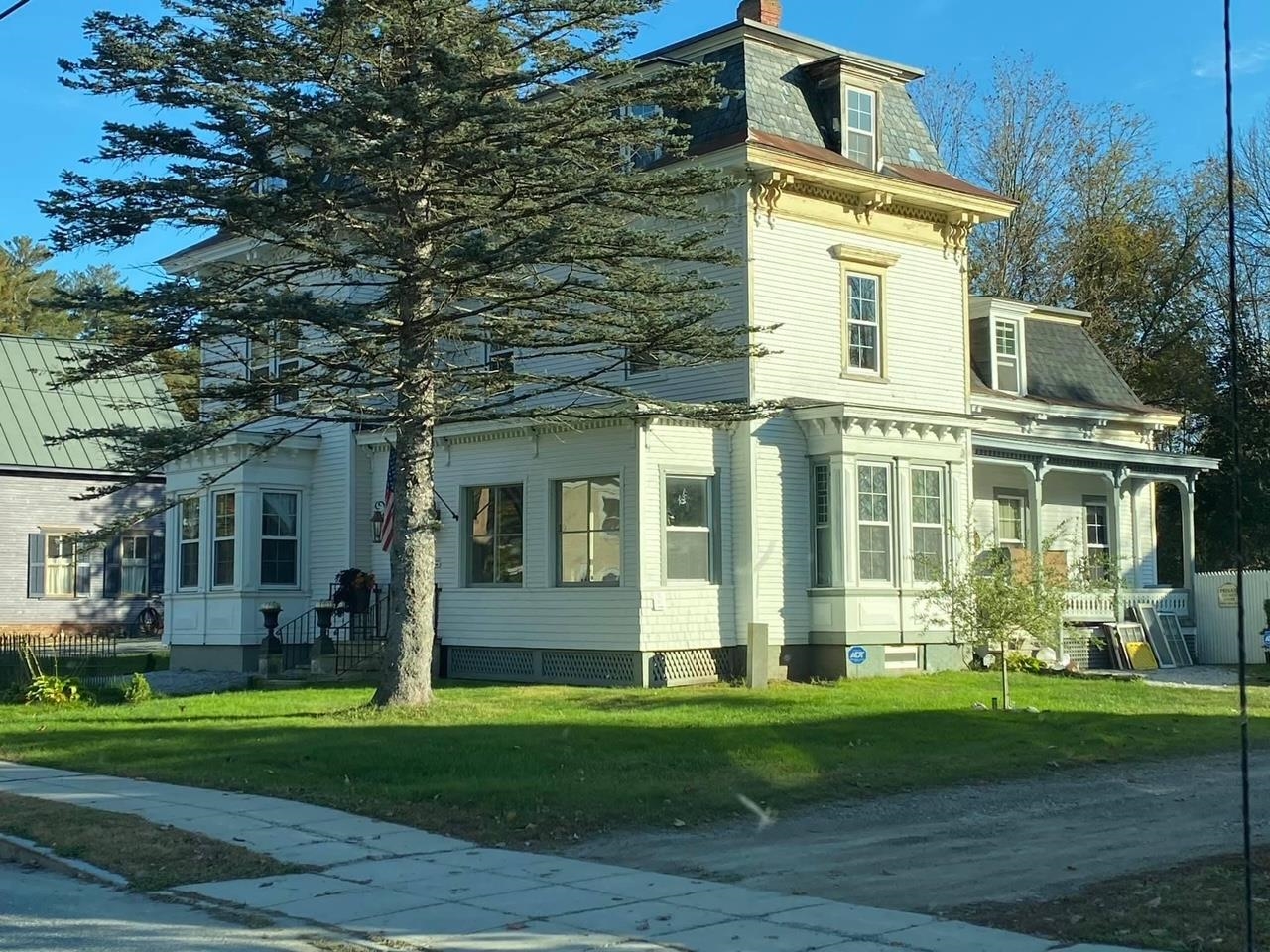 19 Randolph Avenue Randolph, VT 05060 - Photo 2 of 36