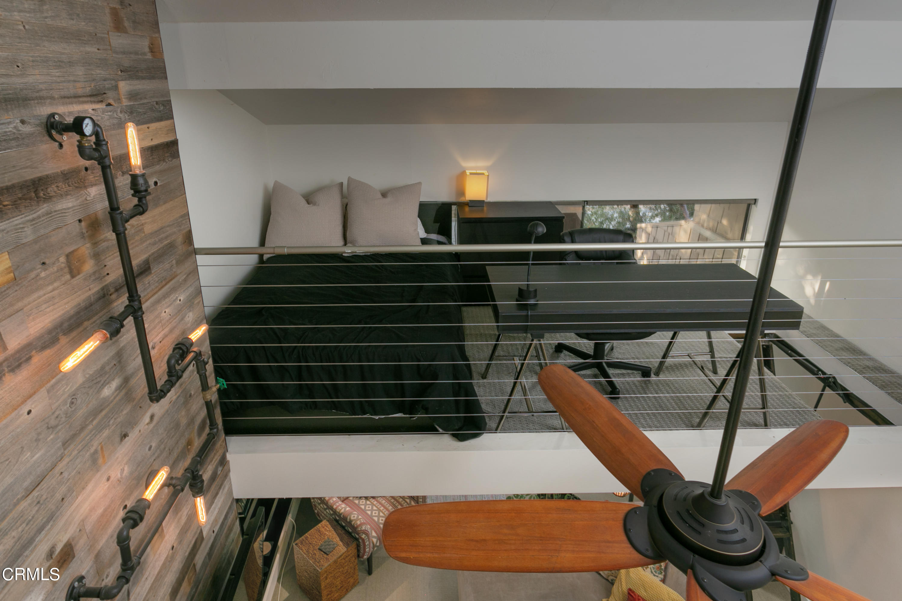 1050 Seco Street, Unit 210 Pasadena, CA 91103 - Photo 8 of 13 a view of entryway