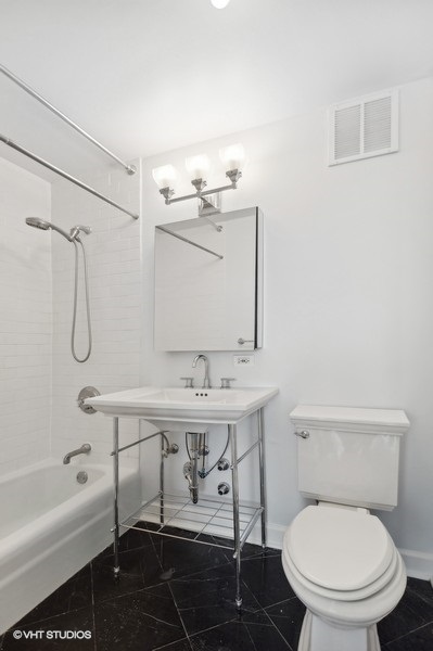 655 West Irving Park Road, Unit 2616 Chicago, IL 60613 - Photo 8 of 18