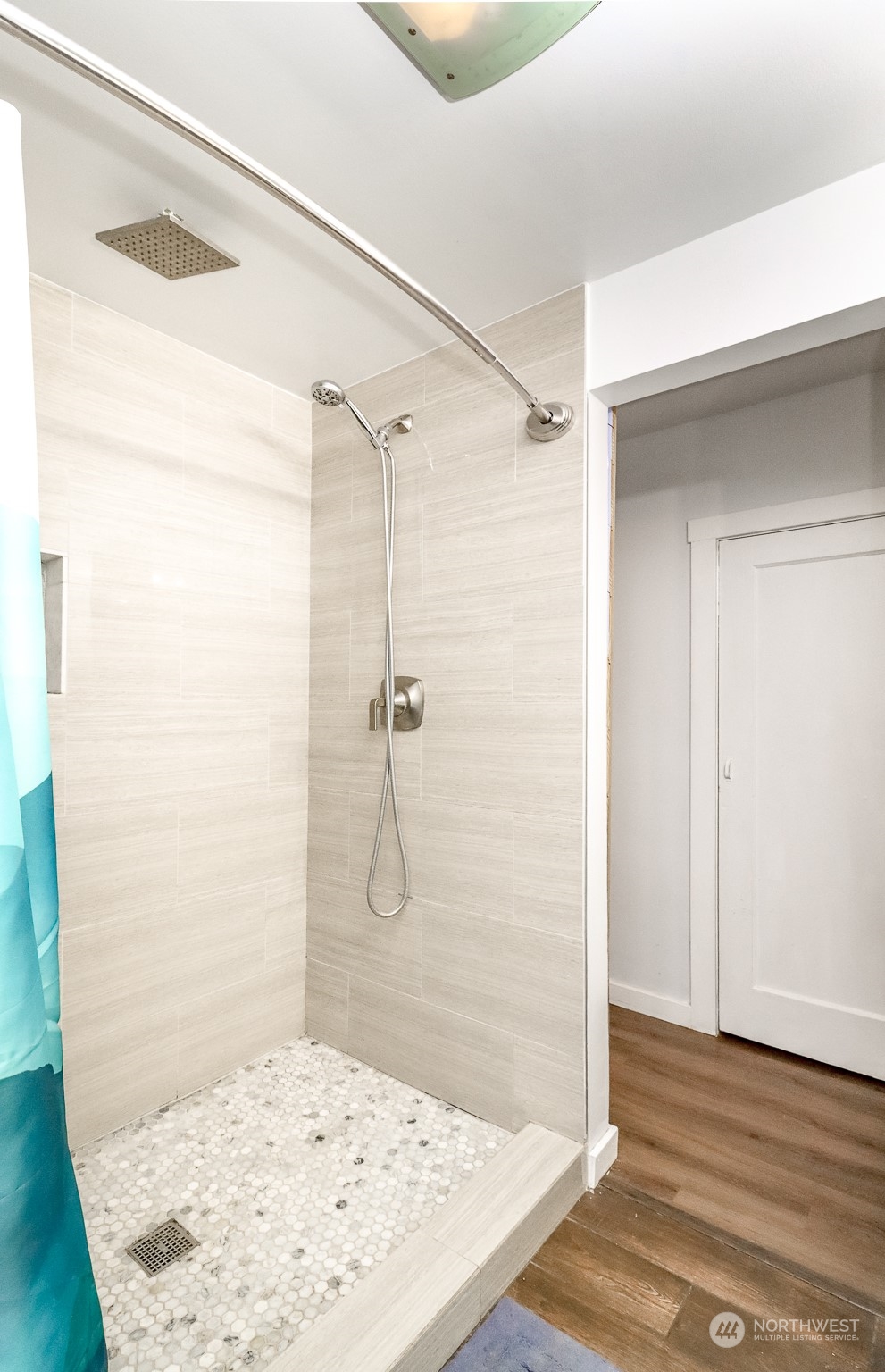 3903 Freeman Road East Edgewood, WA 98371 - Photo 28 of 40 a bathroom with a shower
