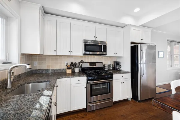 $1,895,000 | 1800 High Street, Block Island, RI 02807