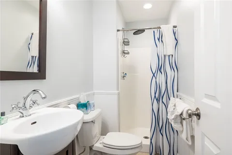 $1,995,000 | 1800 High Street, Block Island, RI 02807