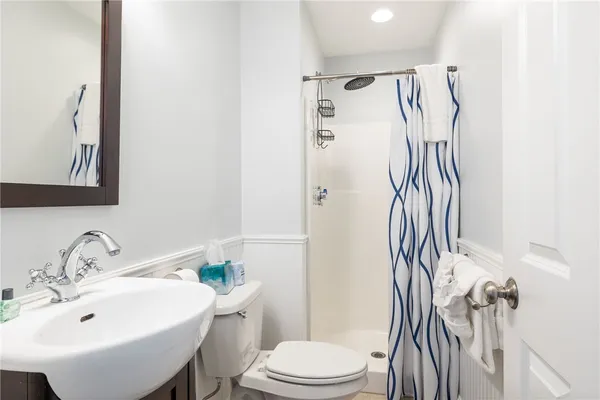 $1,895,000 | 1800 High Street, Block Island, RI 02807