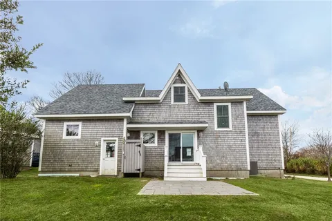 $1,995,000 | 1800 High Street, Block Island, RI 02807