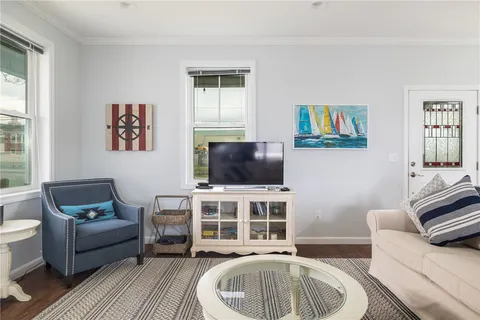 $1,995,000 | 1800 High Street, Block Island, RI 02807