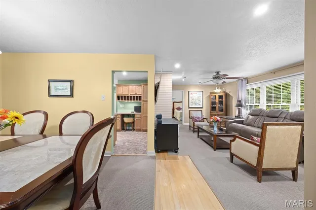 $447,500 | 671 Glen Crossing Road, Glen Carbon, IL 62034