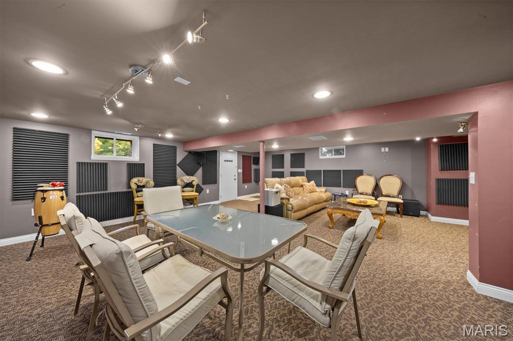 671 Glen Crossing Road Glen Carbon, IL 62034 - Photo 33 of 58