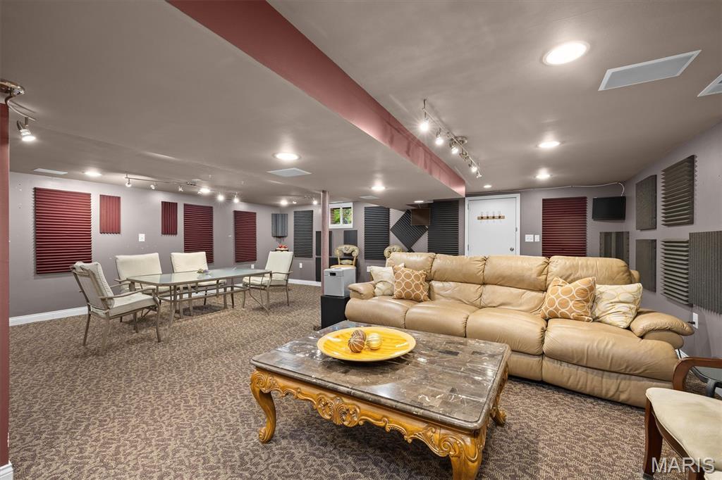 671 Glen Crossing Road Glen Carbon, IL 62034 - Photo 35 of 58