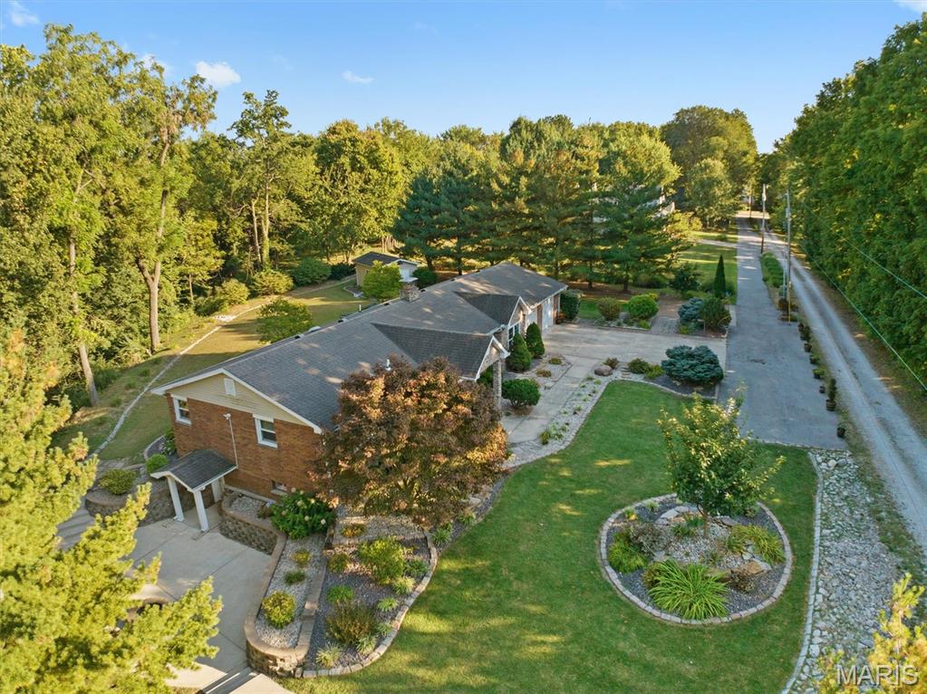 671 Glen Crossing Road Glen Carbon, IL 62034 - Photo 45 of 58