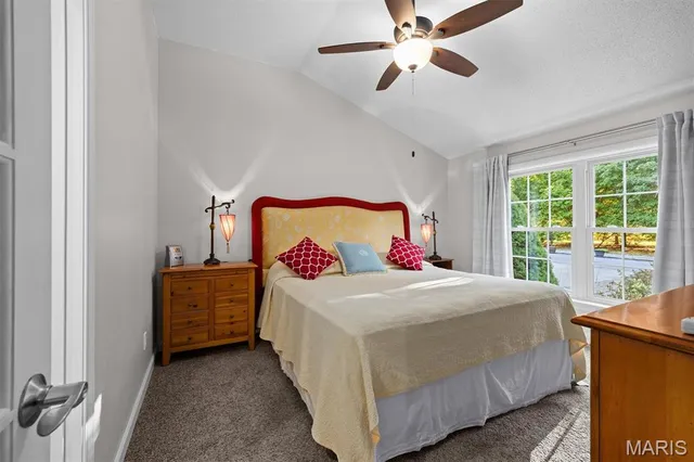 $447,500 | 671 Glen Crossing Road, Glen Carbon, IL 62034