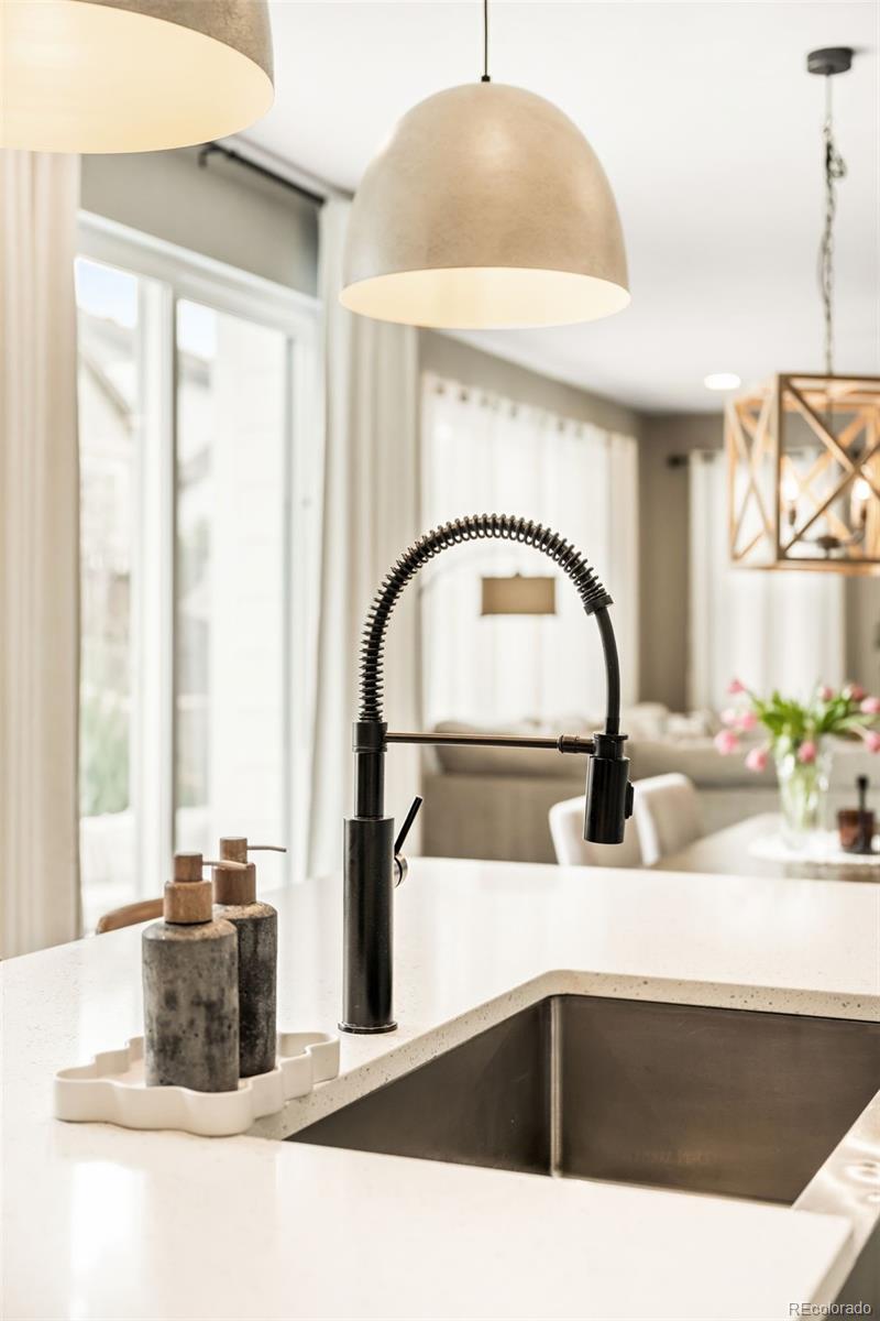 3065 Rising Moon Way Castle Rock, CO 80109 - Photo 13 of 47