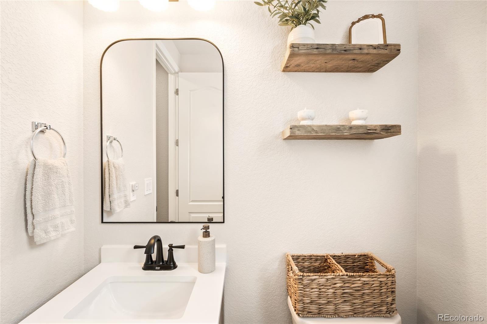 3065 Rising Moon Way Castle Rock, CO 80109 - Photo 19 of 47