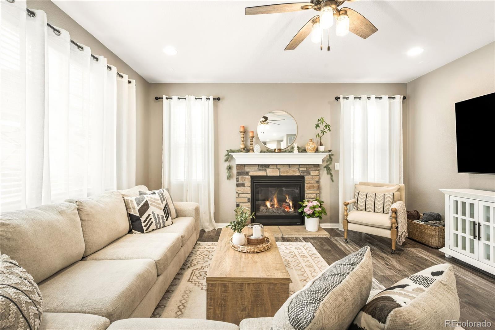 3065 Rising Moon Way Castle Rock, CO 80109 - Photo 6 of 47