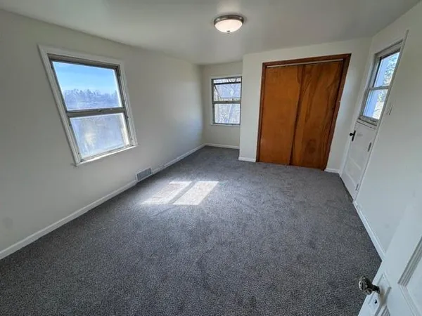 $750 | 10023 Calvin Street, Unit 2, Pittsburgh, PA 15235