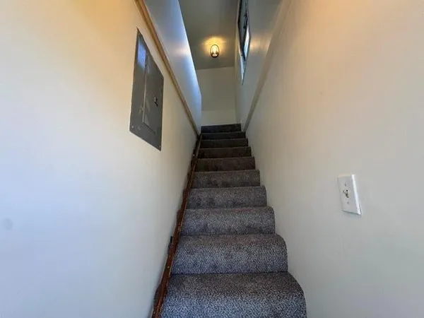 $750 | 10023 Calvin Street, Unit 2, Pittsburgh, PA 15235