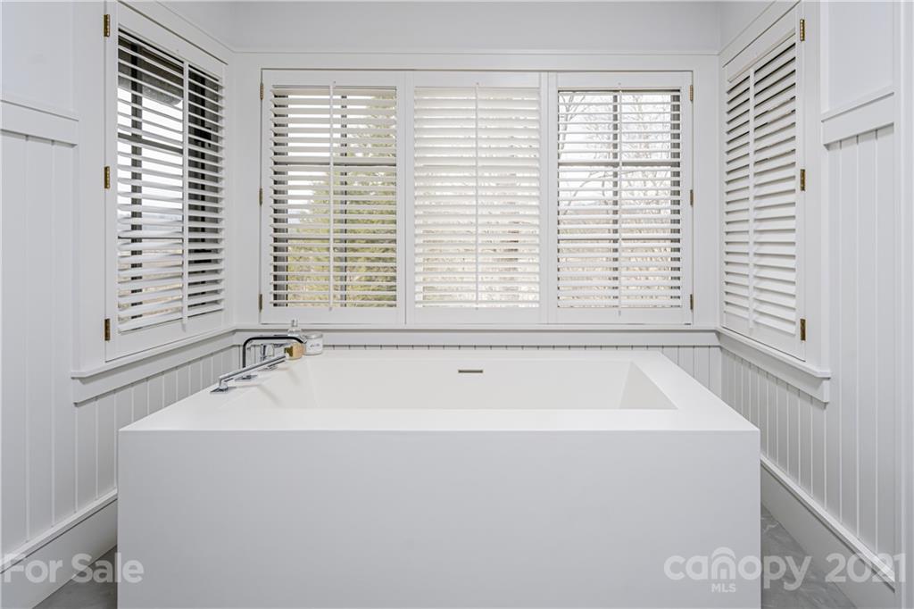 3903 Island Ford Road Brevard, NC 28712 - Photo 20 of 48 Gallery Image 20
