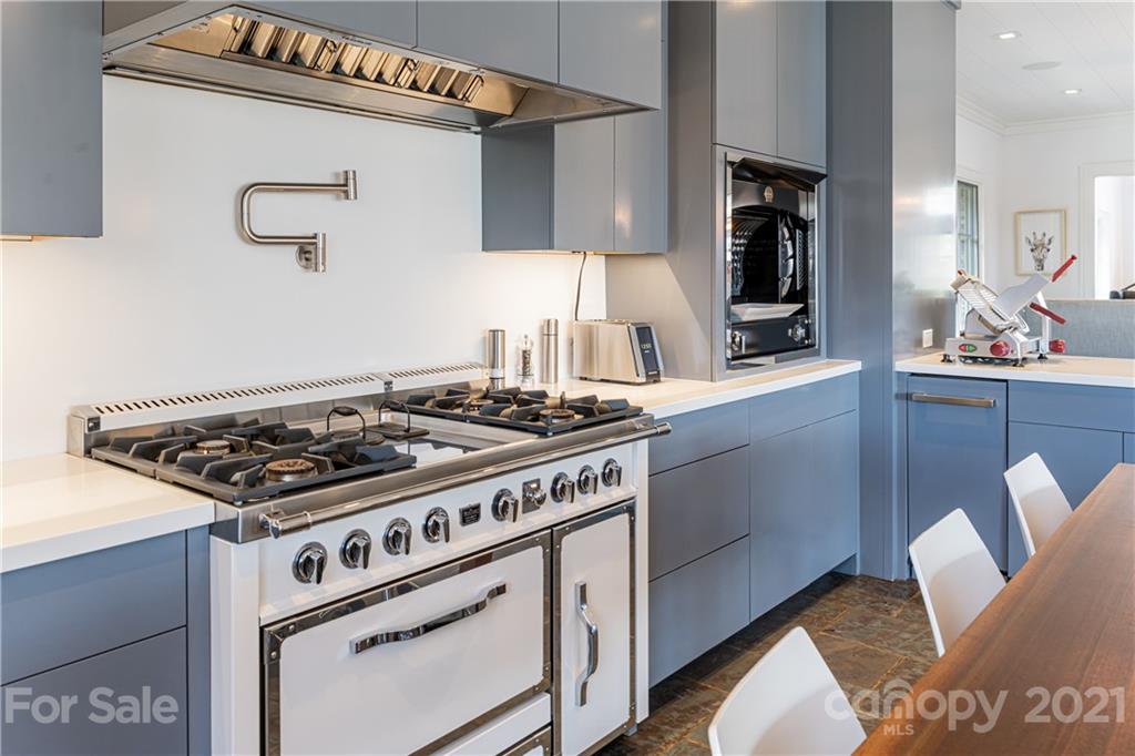 3903 Island Ford Road Brevard, NC 28712 - Photo 9 of 48 Gallery Image 9