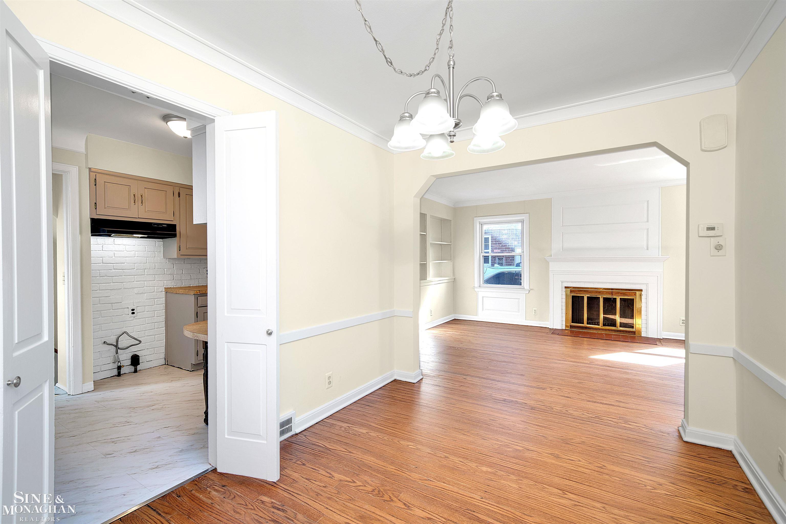 1448 Vernier Road Grosse Pointe, MI 48236 - Photo 10 of 27 50169061-c6f89882-a8c5-48ed-823c-ad055c7ae42b.JPG