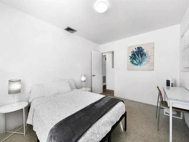 $4,500 | 413 Northeast 25th Avenue, Pompano Beach, FL 33062