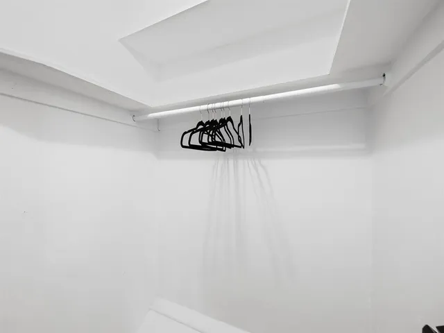 $4,500 | 413 Northeast 25th Avenue, Pompano Beach, FL 33062